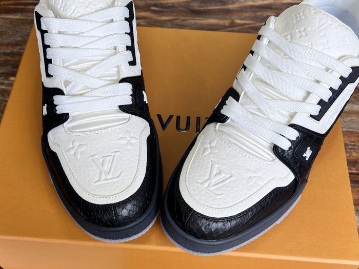 l0*is V*t0n lv trainer lvt-216