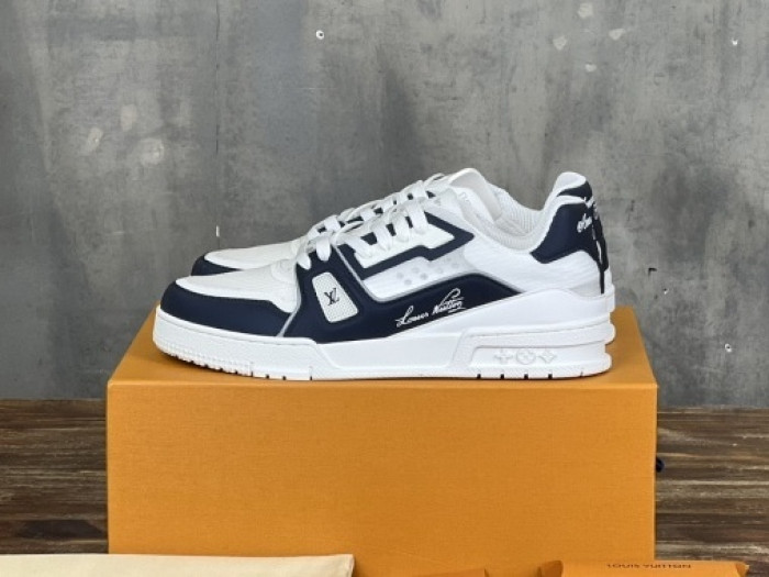 l0*is V*t0n lv trainer lvt-214