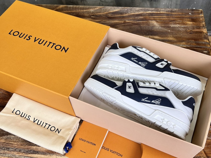 l0*is V*t0n lv trainer lvt-214