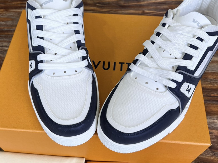 l0*is V*t0n lv trainer lvt-214