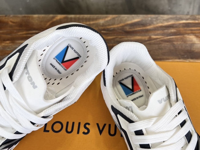 l0*is V*t0n lv trainer lvt-214