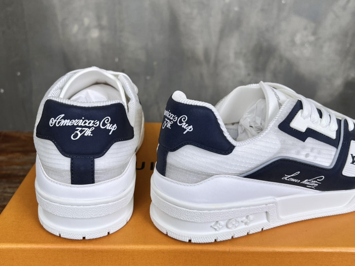 l0*is V*t0n lv trainer lvt-214